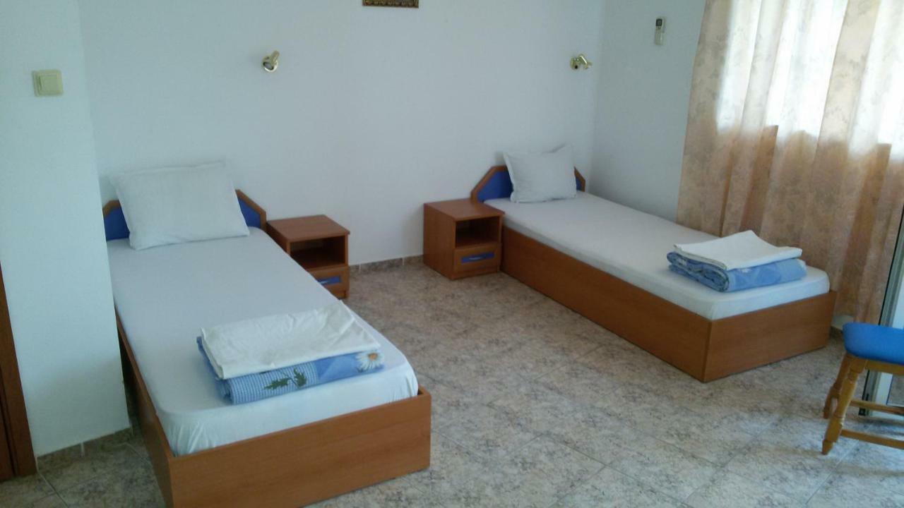 Къща Нанси Slantchev Briag Extérieur photo